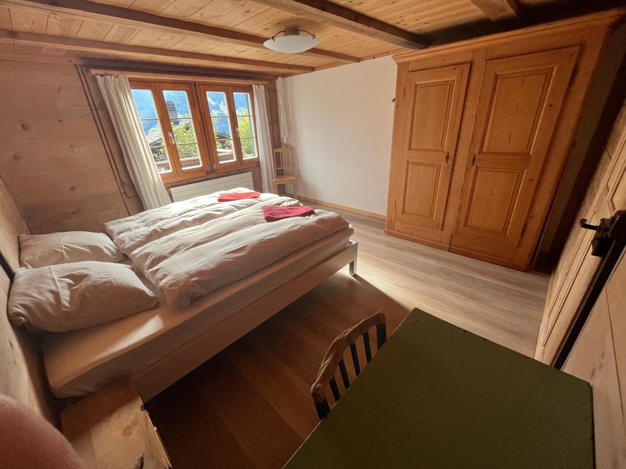 Chalet Sonnenheim, Wohnung Mit Panoramafenster Adelboden Exteriör bild